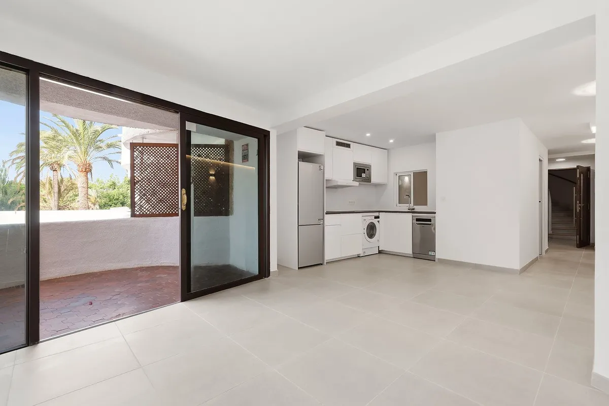 Licht en modern appartement. – Marbesa/Elviria