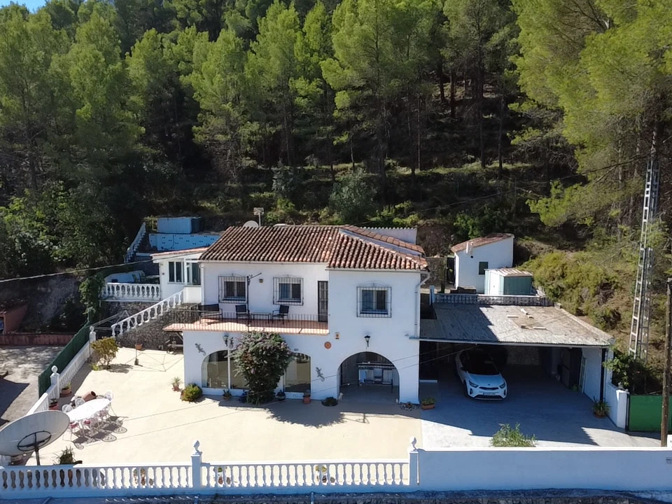 Villa vrijstaand. – Parcent